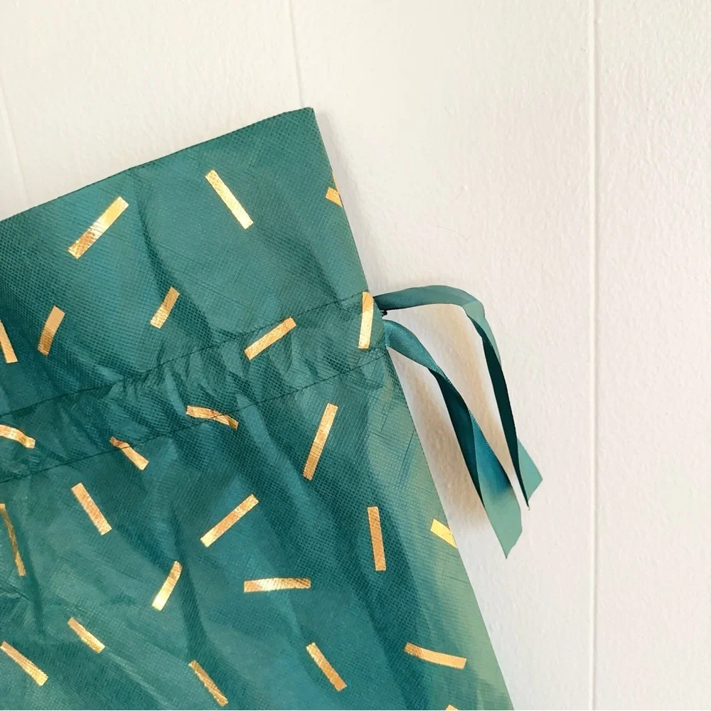 Chic Gem Emerald Green Drawstring Large Gift Bag with Gold Accents 21